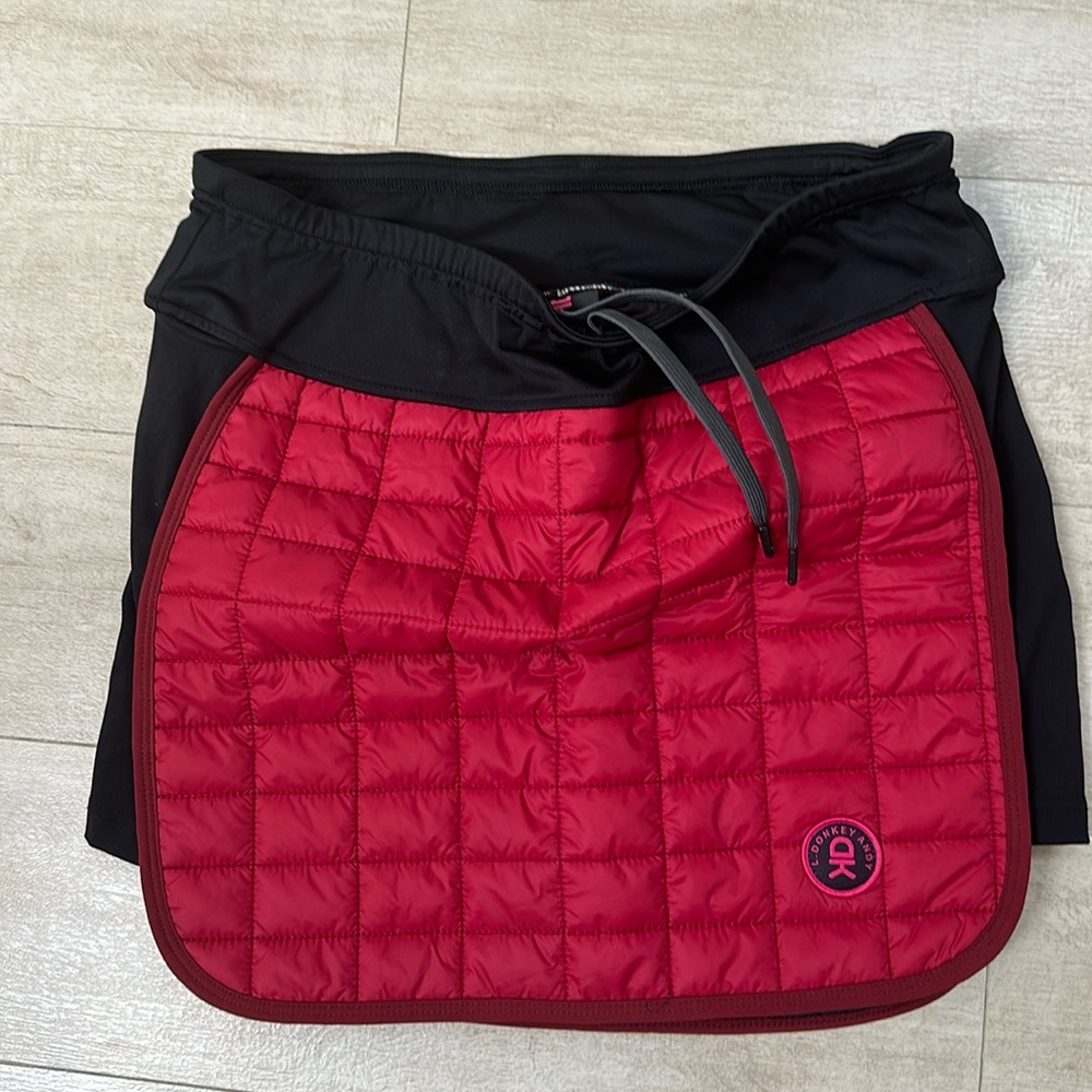 L Donkey Andy Skirt with small back zipper pouch